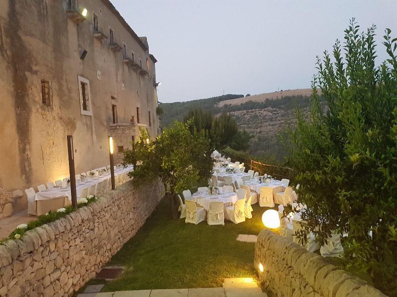 Antico Convento Dei Cappuccini Hotel Ragusa Ngoại thất bức ảnh